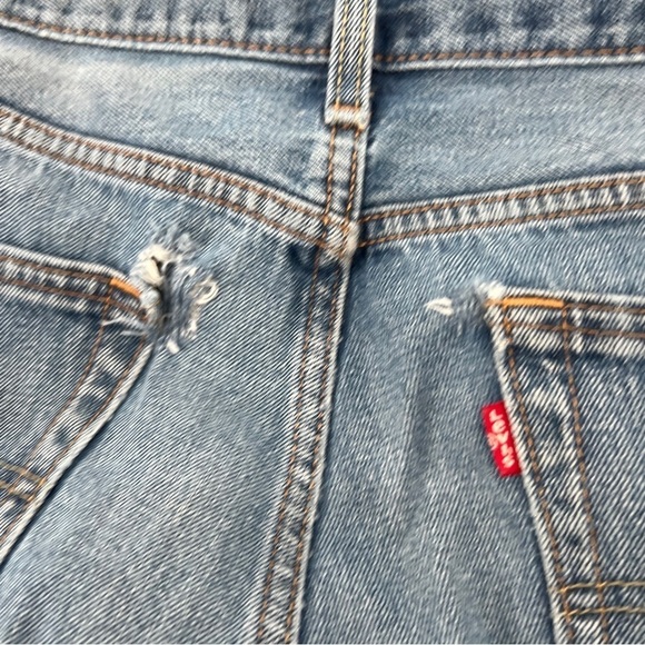 Levi’s 550 Relaxed Straight Leg Distressed Jeans Size 34 x 34 Men’s - Picture 6 of 6